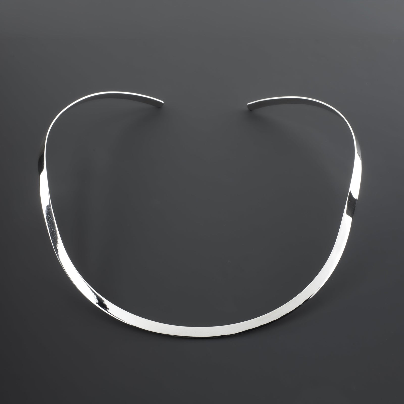 plain flat sterling silver collar necklace