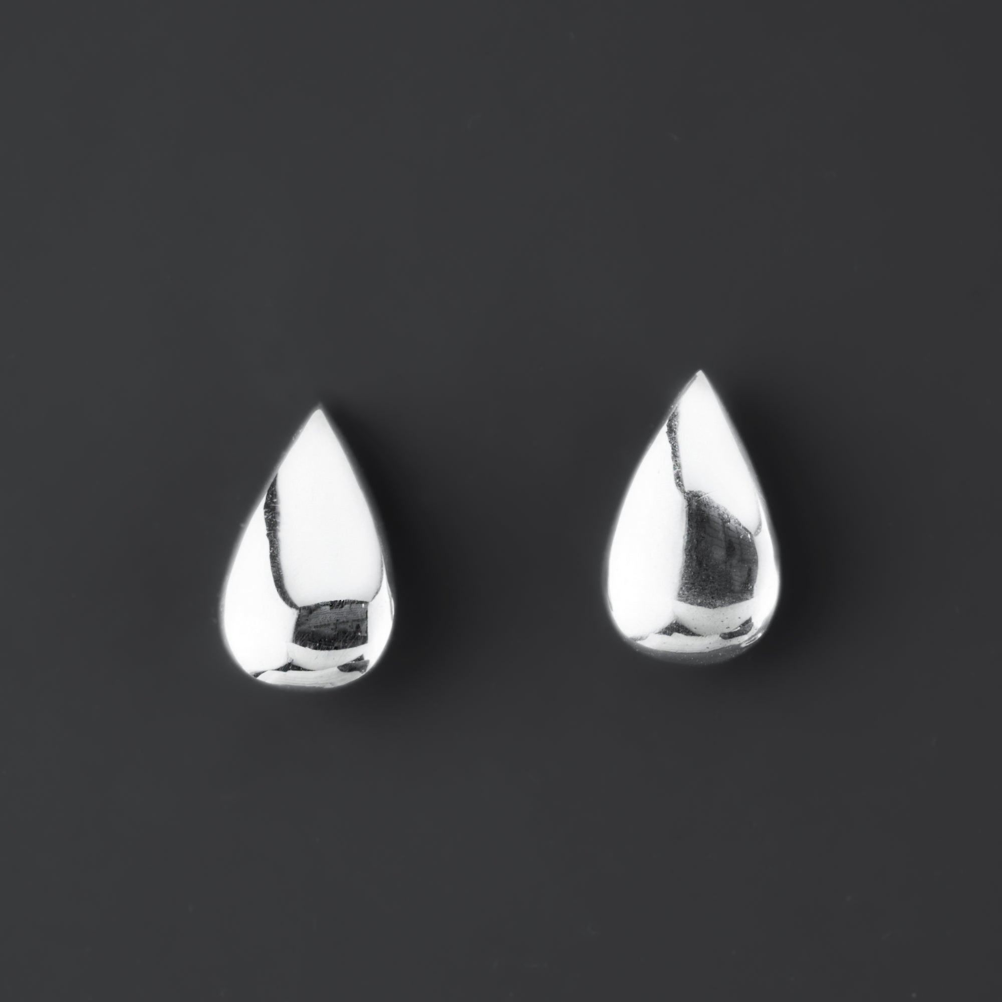 puffy teardrop stud earrings