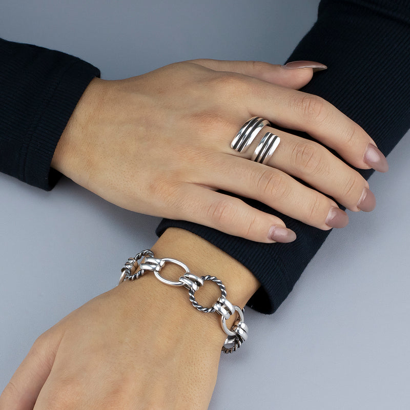 Taxco silver ribbed wrap ring