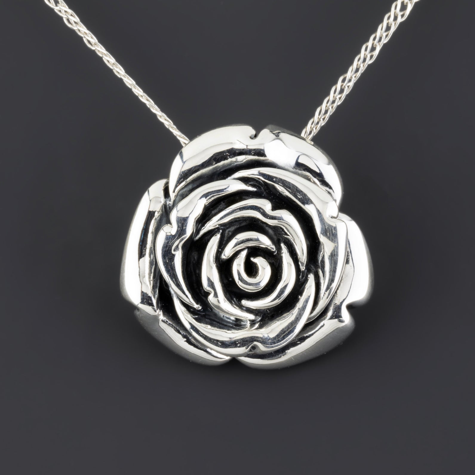 rose silver pendant