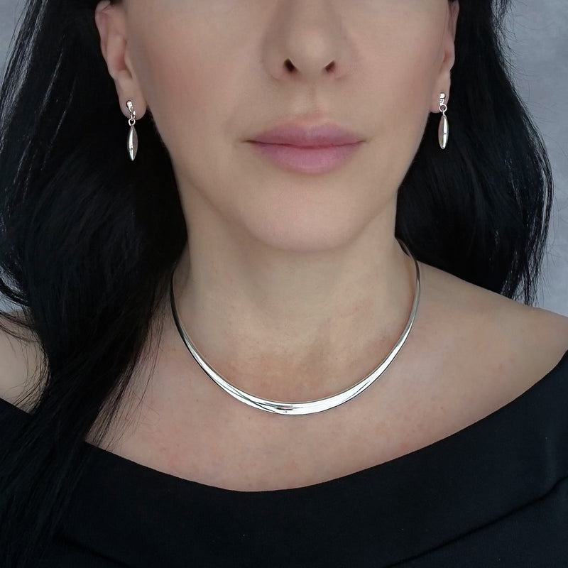 sleek orbit sterling silver choker