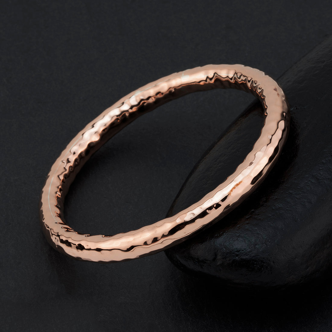 solid hammered copper round tube bangle