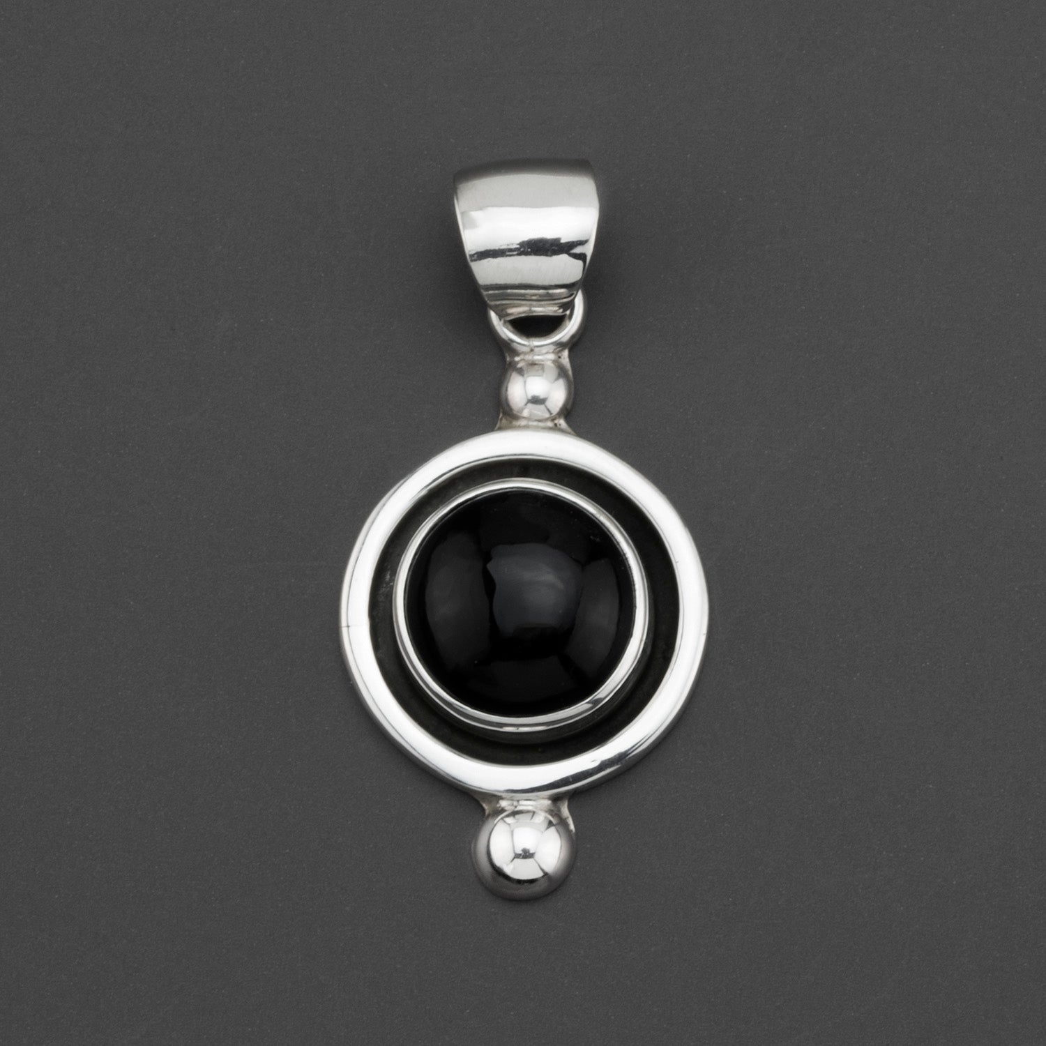 sterling silver black onyx pendant