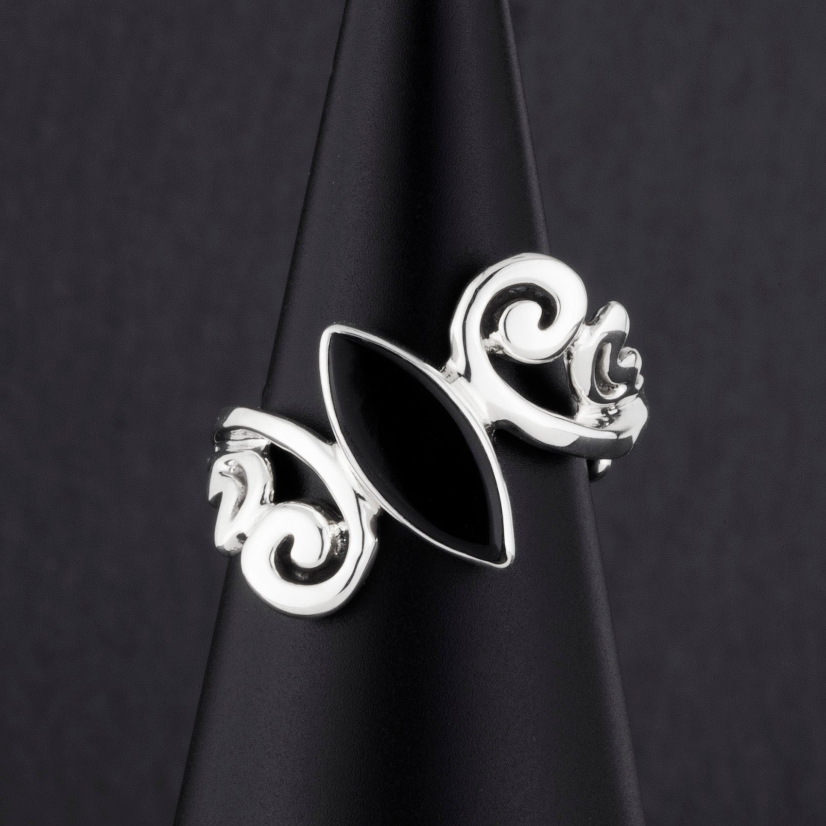 sterling silver black onyx scroll ring
