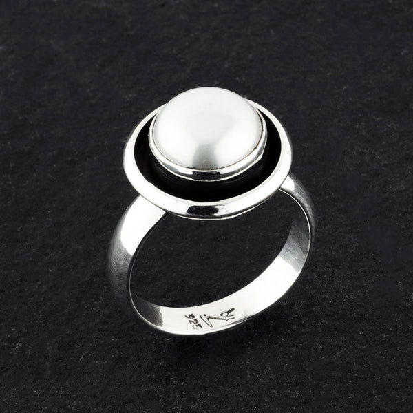 ★TATIANA★ Button Pearl Ring_CR0507 Designer fashion, Seoul-fully created | W Concept