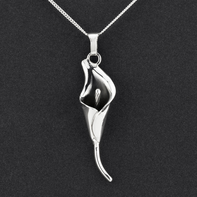 sterling silver calla lily pendant necklace