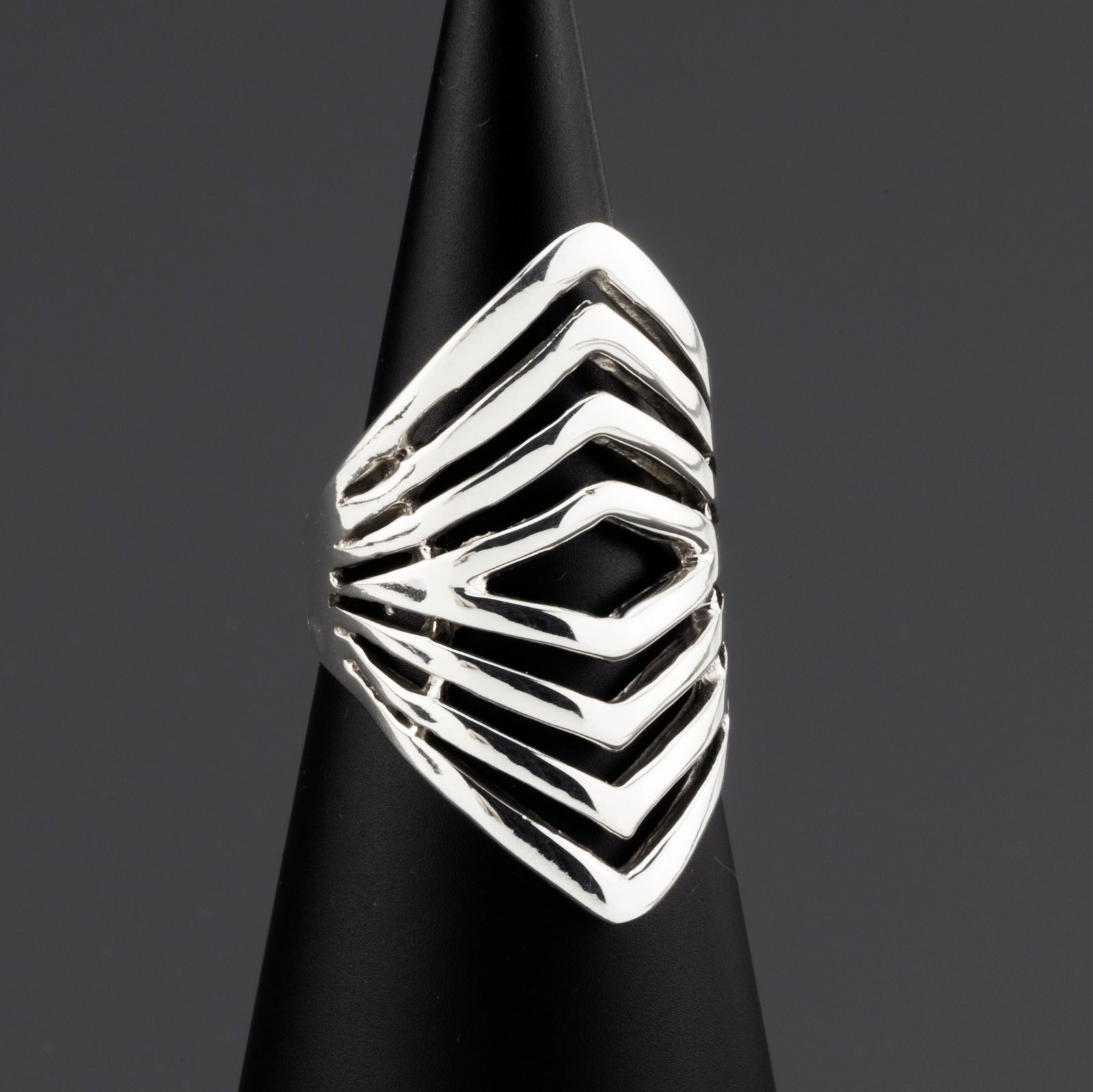 sterling silver chevron chic ring