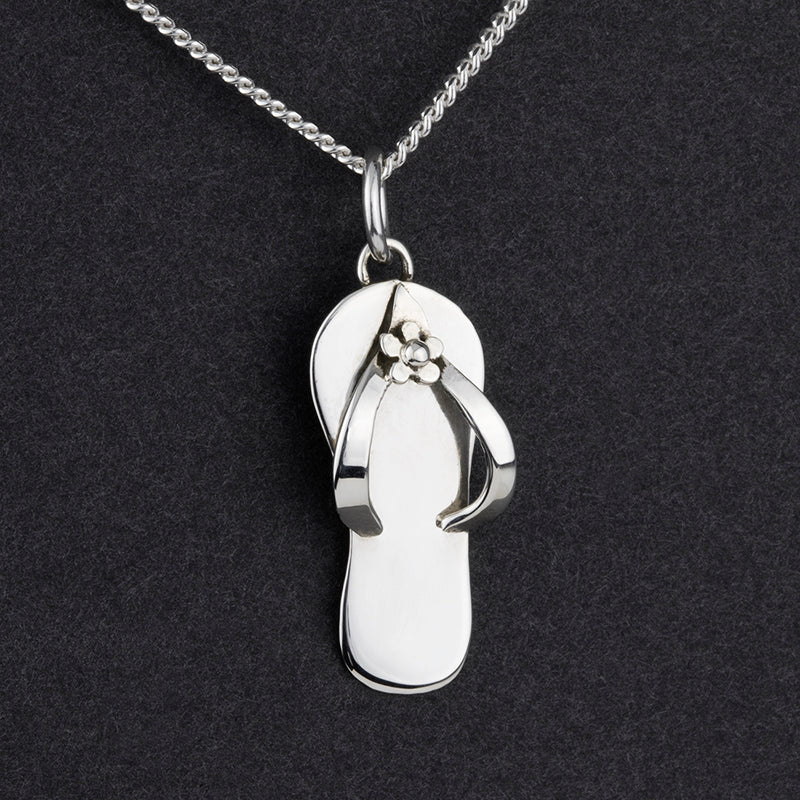 sterling silver flip flop vacation beach pendant necklace