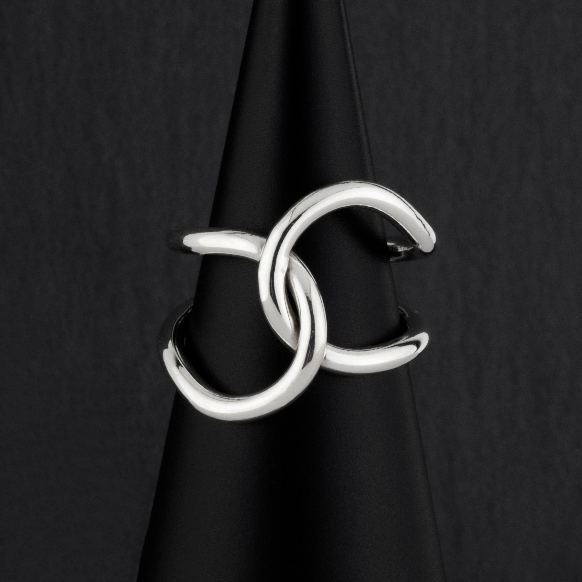 Large Mexican Silver Cameo Ring - Reveka Rose