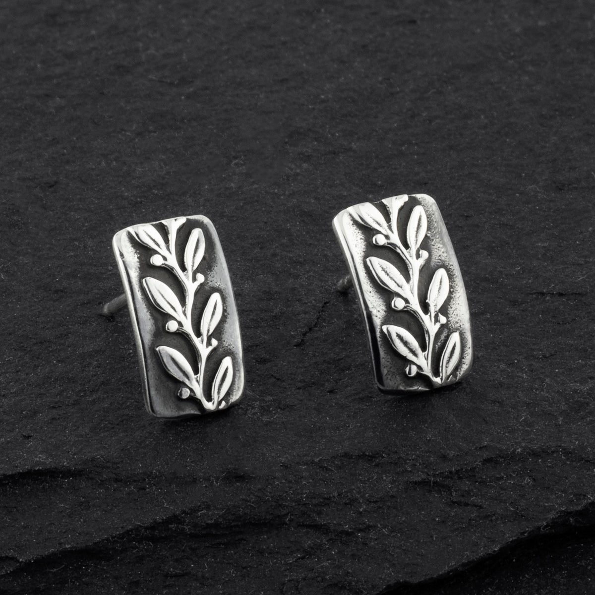 sterling silver leaf stud earrings
