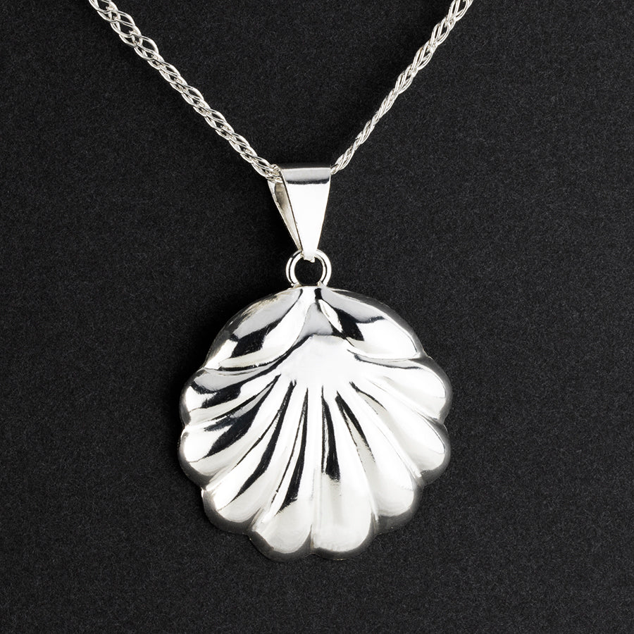 sterling silver seashell pendant necklace