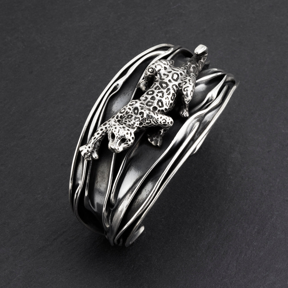 Taxco silver corrugated jaguar cuff bracelet
