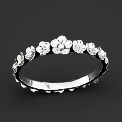 vintage Taxco silver floral bangle bracelet